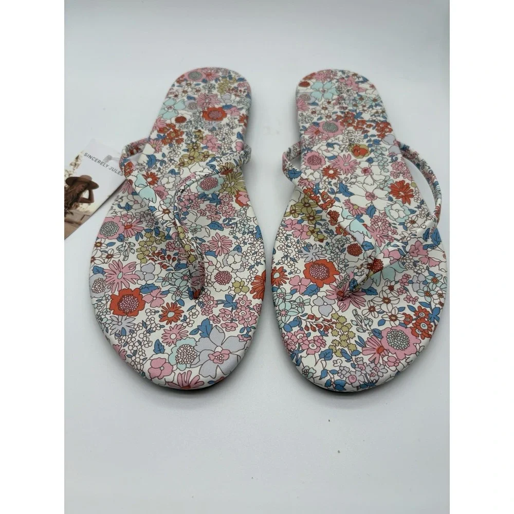 Sincerely Jules Floral Print Flip Flop Sandals, Size 8, NWT